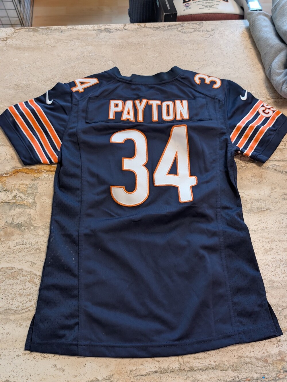 NFL Chicago Bears Walter Payton Jersey Size M